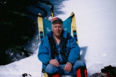 dad-in-snow